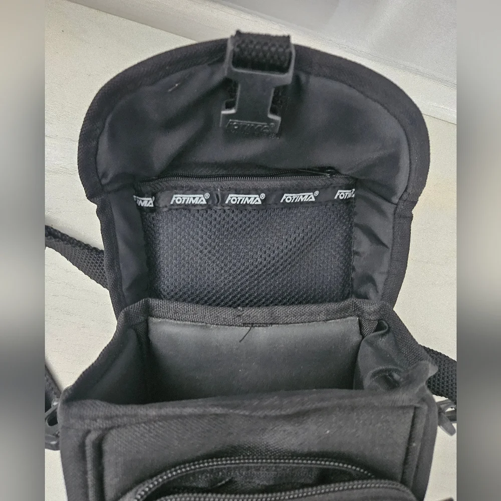 Fotima black camera‎ carrying case model no. 60C with strap and pockets